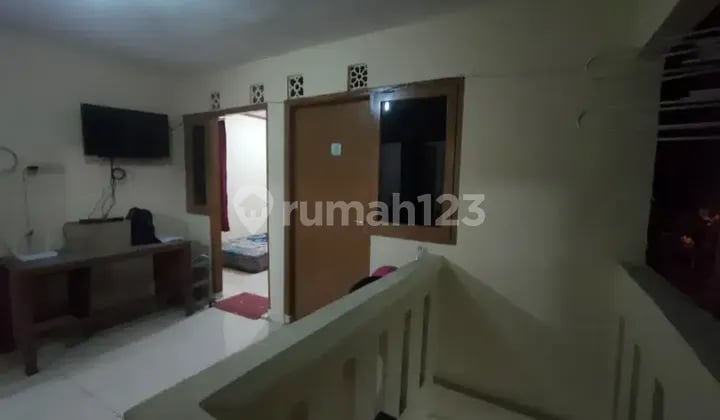 Indekos putri pekunden