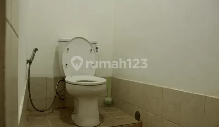 Rumah Kost Bintaro UPJ Universitas Satya