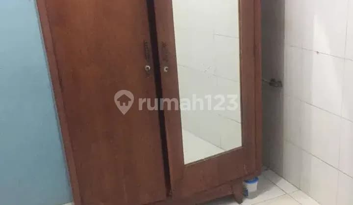 Kost Pria / Laki-Laki