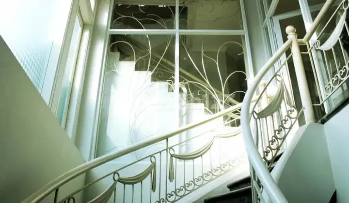 INDEKOST MODERN COMFORT & EXCLUSIVE di SURYA SUMANTRI SUTAMI SETRASARI