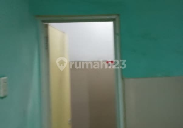 Rental near the new LRT Jatibening station.