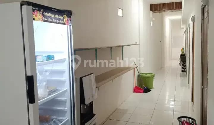Kost Campuran AC Jembatan Lima Jakarta Barat