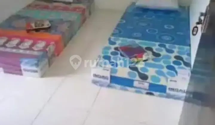 KOST BHONY, bebas banjir, free wifi, free listrik, free air pam,