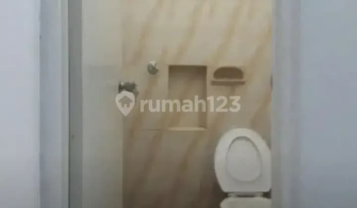 Bendul Merisi Muslim Boarding House South Surabaya