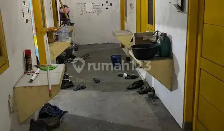 Strategic location near training hall and margomulyo. Strategic location near training hall and margomulyo.