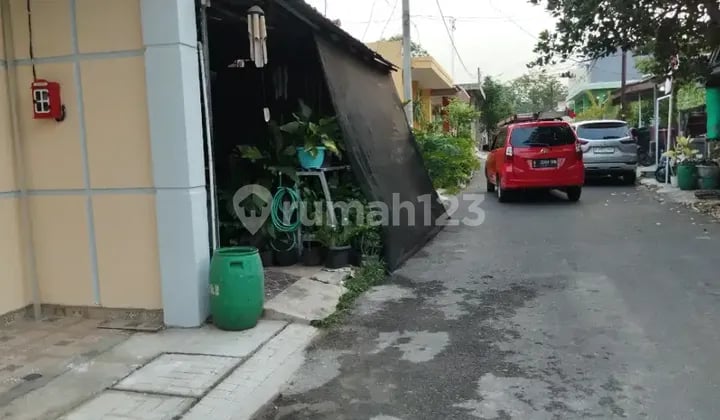 Kost nyaman fasilitas lengkap