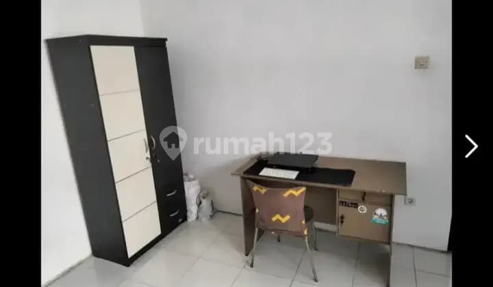 Comfortable clean safe men's boarding house