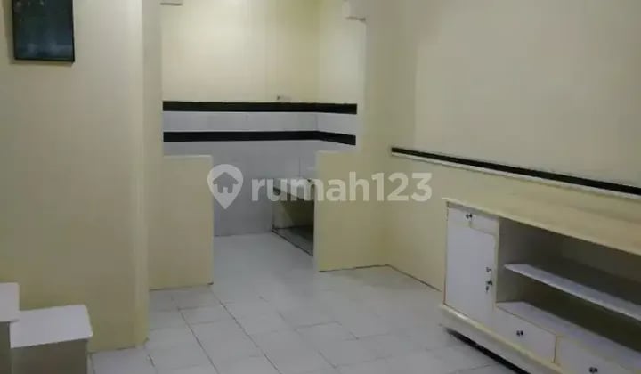 Kost keluarga kos paviliun kontrak rumah