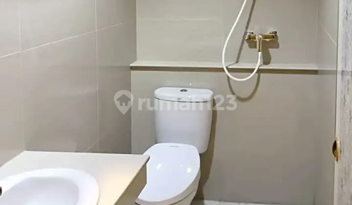 Kost Exclusive Harian Maximus Inn Hotel by TwoSpaces