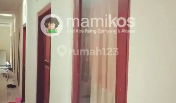 For rent, girls/boys boarding house, strategic location