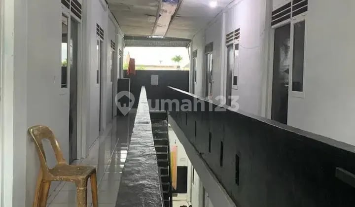 KOS 16 di sewakan Kamar Kos-kosan (khusus laki-laki)