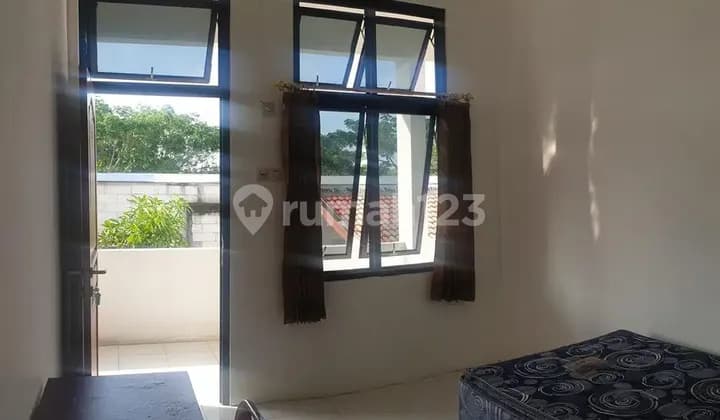 Kos Eksklusif di Jalan Supriyadi Semarang Timur