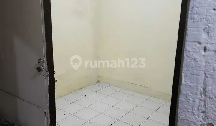 Room in Mangga Besar - Lokasari, West Jakarta