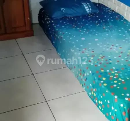 kost pria lokasi strategis bebas akses 24 jam