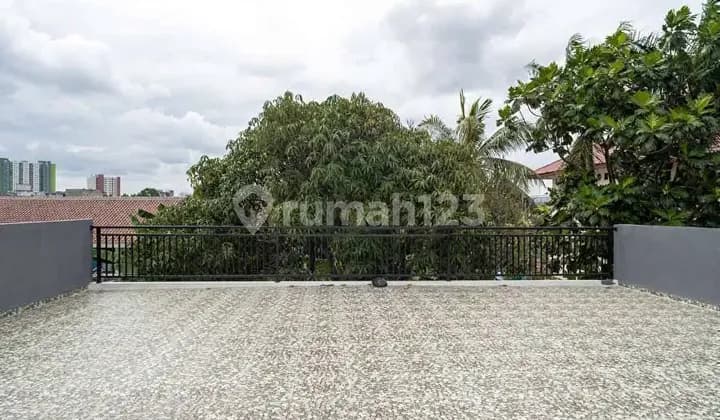 Kost Kos Kosan AC Mampang Prapatan CILILITAN Gatot Subroto