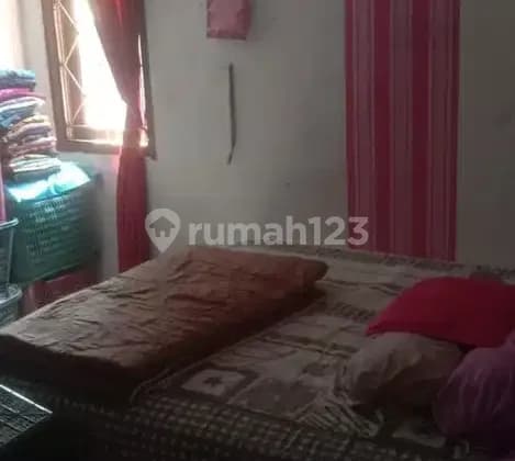 For rent: boarding house for employees/students