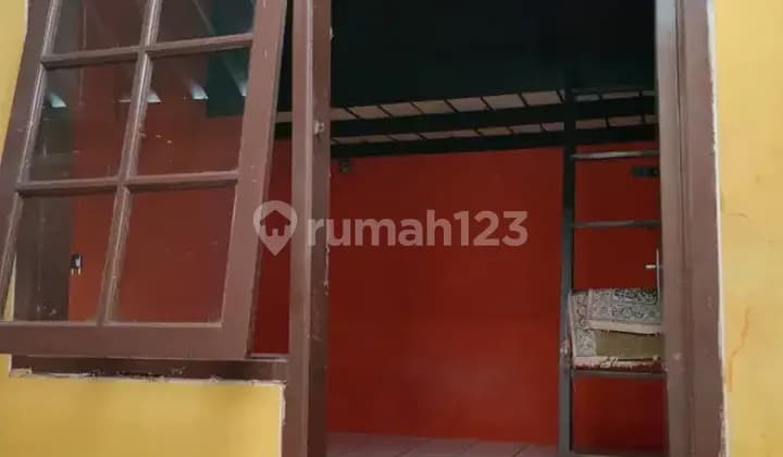 Contracted room for rent