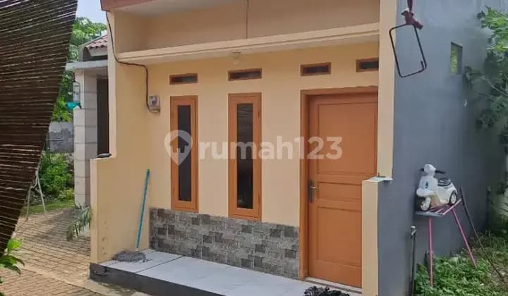 Kontrakan depan mall ciputra cibubur