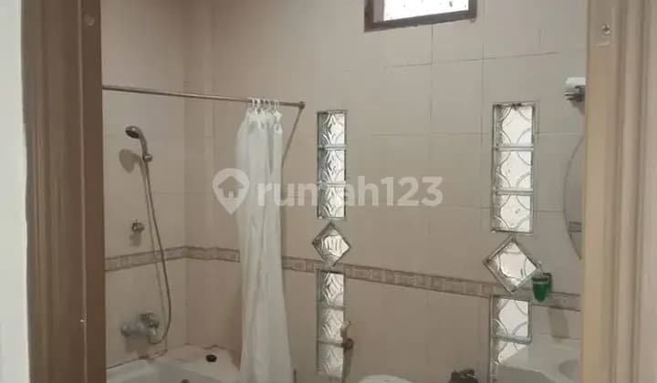 Disewakan KOST Hankam Raya - Bersih Rapi Terawat