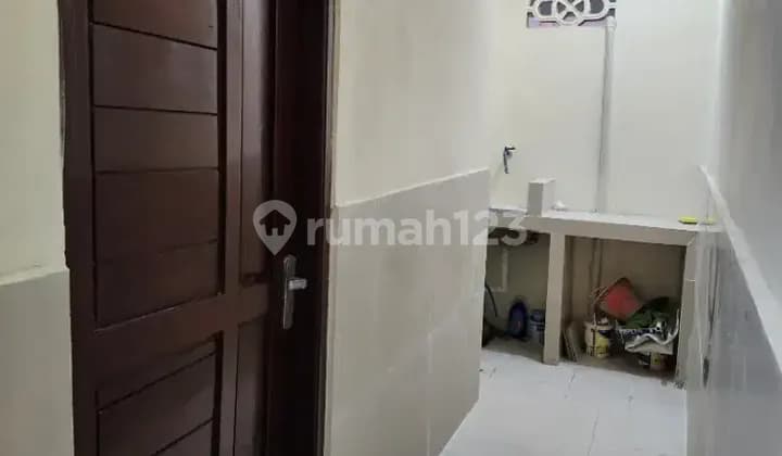 Special quiet boarding room