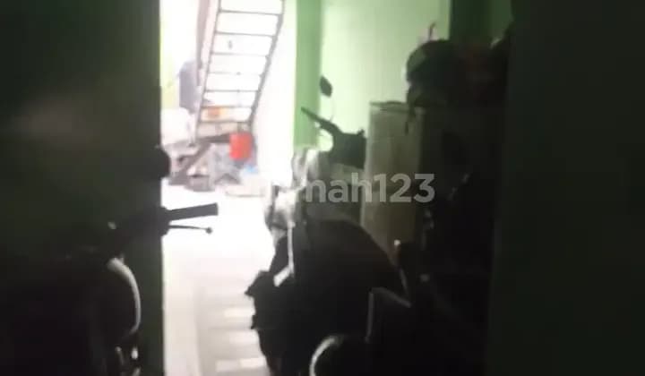 Kosan laki laki dekat unpam