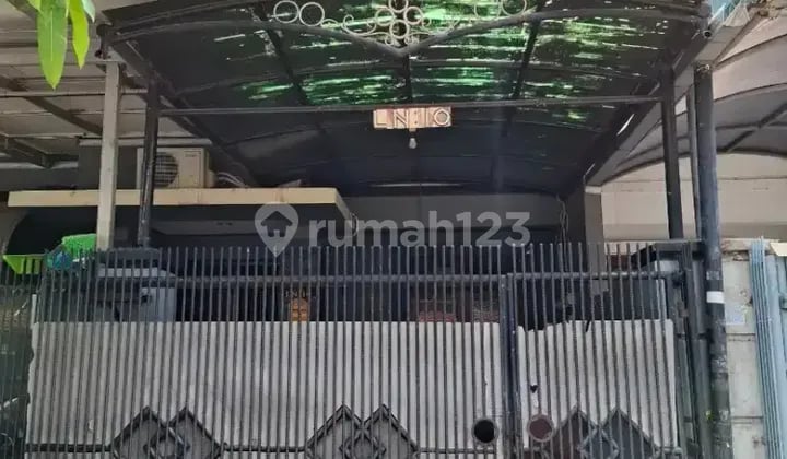 KOS-KOSAN BERSIH, MURAH, LOKASI STRATEGIS