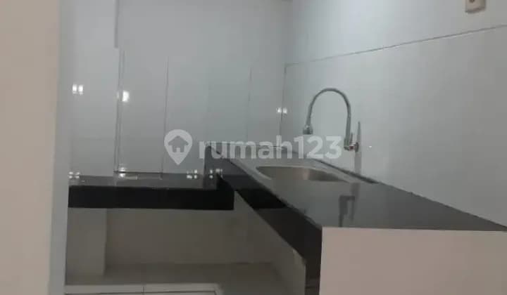 Terima Kos Wanita Taman Victoria-Sentul