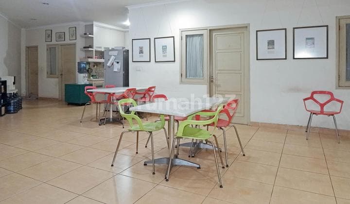 Kos Tulodong 37 Senayan