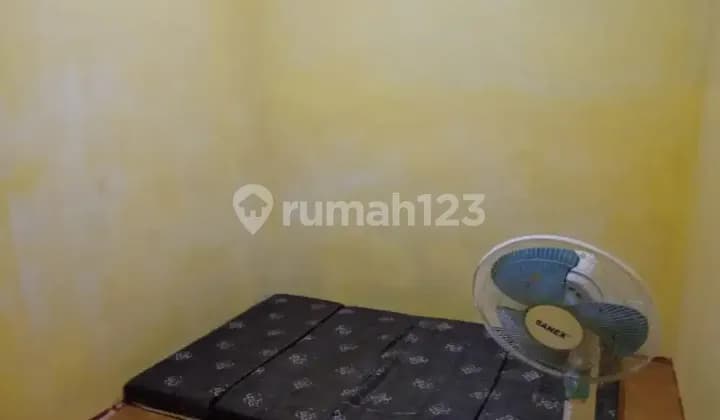 Terima Kos khusus Pria/Cowok