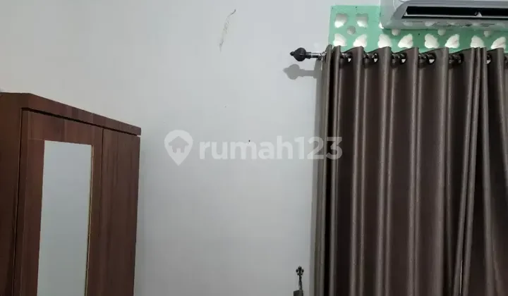 Kost nyaman. Full furnished. AC & WIFI