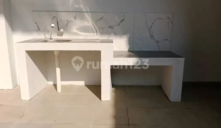 Rosalin Kost (Kost Baru Siap Huni)