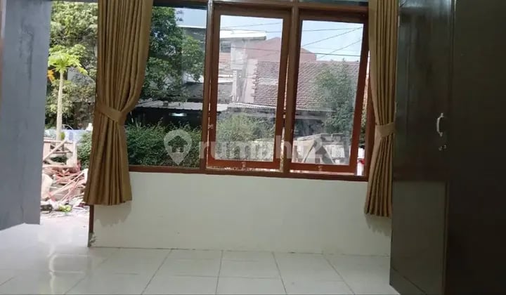 Kamar kosan fresh di lokasi strategis