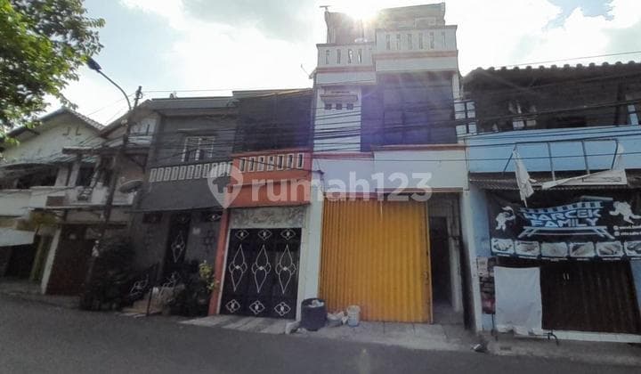 Kost Kuning Telur Palmerah Jakarta Barat