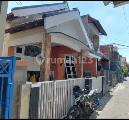 Kos Siwalankerto/Kontrakan dekat Kampus Petra Siwalankerto Surabaya