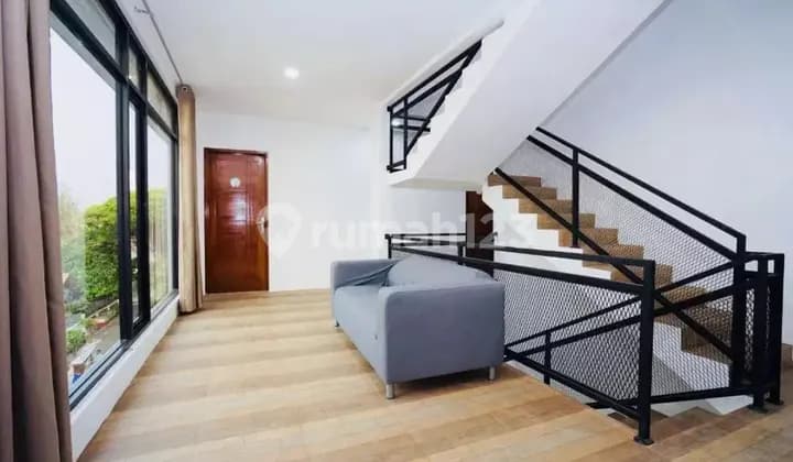 Kost B30 -Slipi Sarinah Trisakti Taman Anggrek Central Park