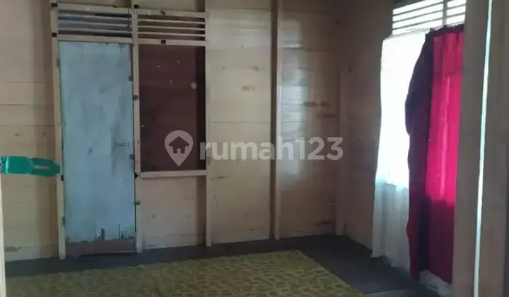 Disewakan atau dikontrakan rumah 5 menit jalan kaki ke UNLAM