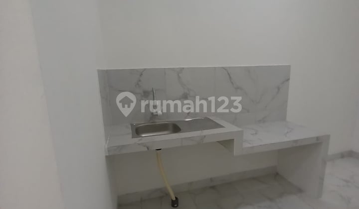 Kontrakan 2 Kamar Tidur Dekat Stasiun LRT