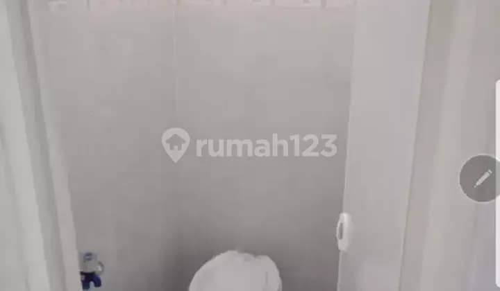 Kost Putra dan Putri di dalam Perumahan Free Wifi + CCTV + KM dalam