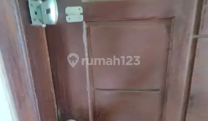 Disewakan kamar kost kamar mandi dalam ac