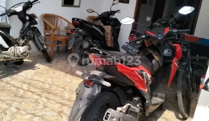 KENCANA KOS PULOMAS (AC, WIFI)