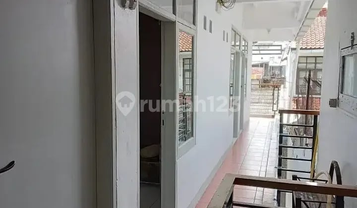 Kos Putri KM Dalam Gg Virgo Tubagus Ismail