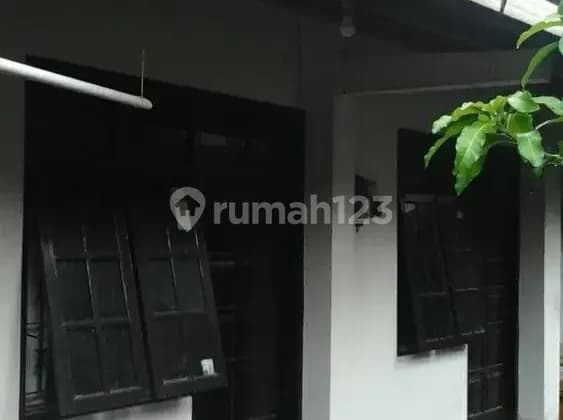 Kos Putra Kamar 2 in 1 bisa untuk 2 Orang dekat Campus UPN,AMIKOM,YKPN