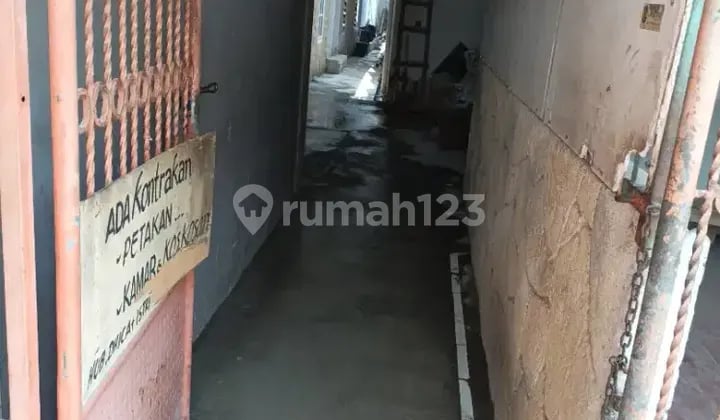 Dikontrakan dan dikoskan