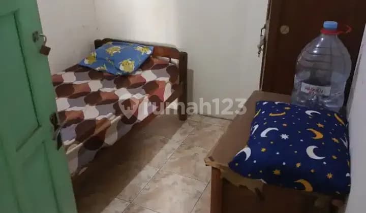 Kost mahasiswi kampus B unair