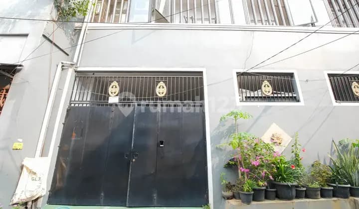 Kost Murah Abdi Capsule KM Luar Furnished Dekat Halte Jembatan Besi