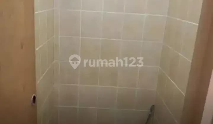 Kamar Kos Murah khusus Putri/Karyawati AC Free Wifi