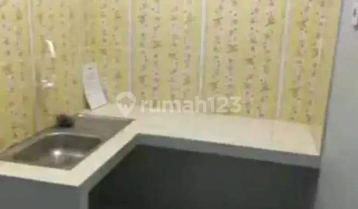 Kontrakan Nyaman dan Bersih Warna Warni blkg Komplek Permata Pamulang