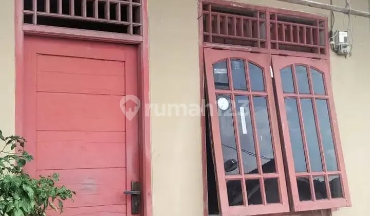 Kontrakan 3 petak Kosongan di Ciputat