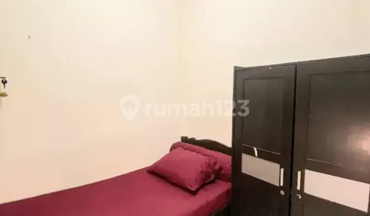 KOS Wanita Kelapa Gading