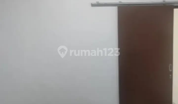 Kontrakan murah Bulanan syariah Kos BaruBersihStrategisParkiran Motor